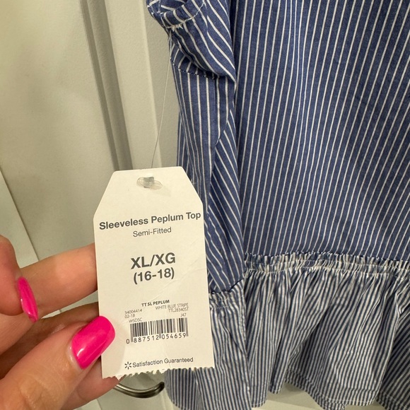 Time and Tru NWT XL Blue and White Striped Tank Top - Picture 4 of 5